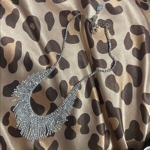 windsor silver necklace